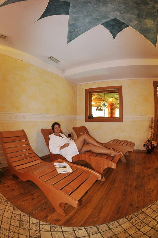 Hotel Salvan กัมปีเตลโลดีฟัสซา ภายนอก รูปภาพ
